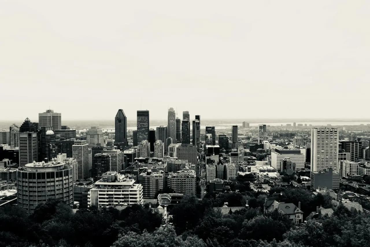 Montréal, QC — skate stopper deployments